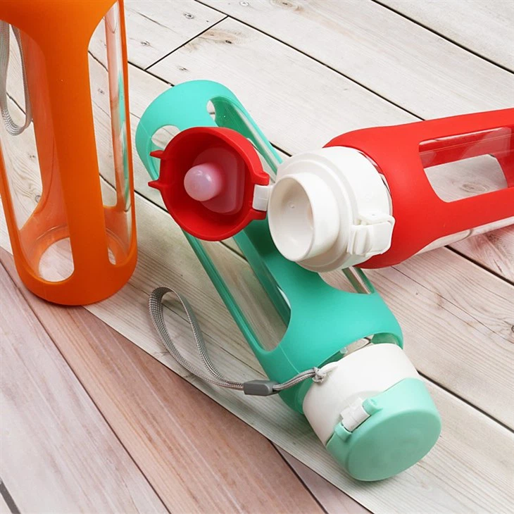 550ml Sports High Borosilicate Glass Water Bottle2024 With Silicone Sleeve And Same Colour PP Lid